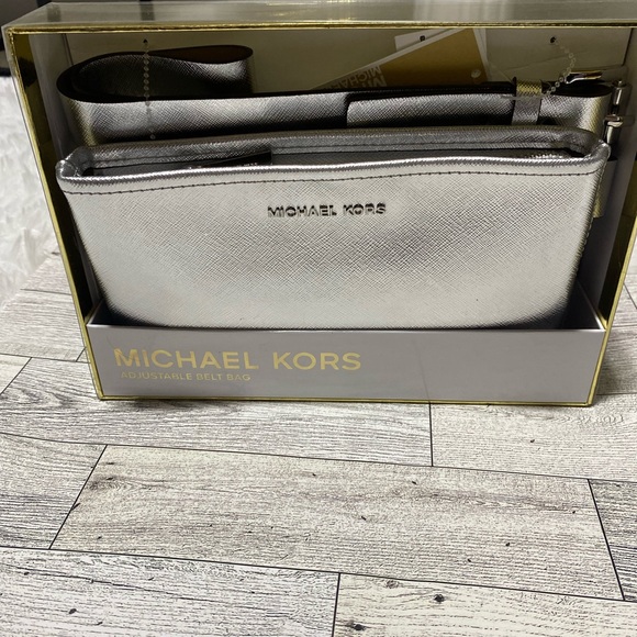MIchael Kors Adjustable Belt Bag Silver Metallic - Picture 1 of 5
